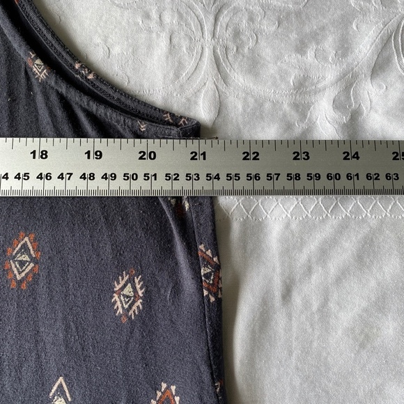 Torrid Super Soft‎ Knits Women's Gray Allover Print Tank Top Size 1X - Picture 7 of 9